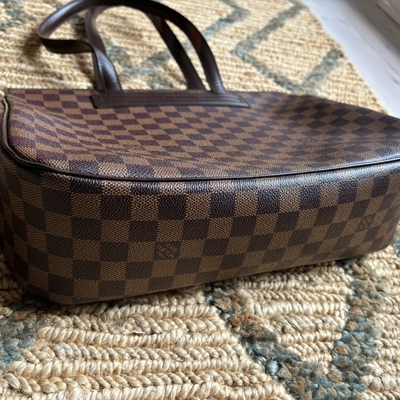 Louis Vuitton parioli pm Damier
Ebene Handbag - Picture 8 of 8